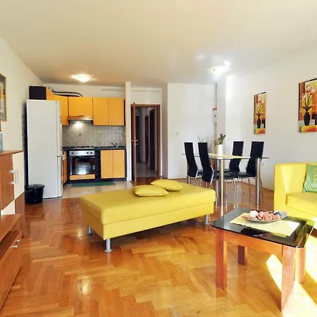 Forum App Apartman