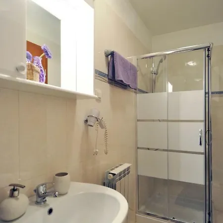 Forum App Apartman *