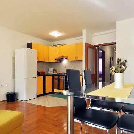 Apartmán Forum App Pula